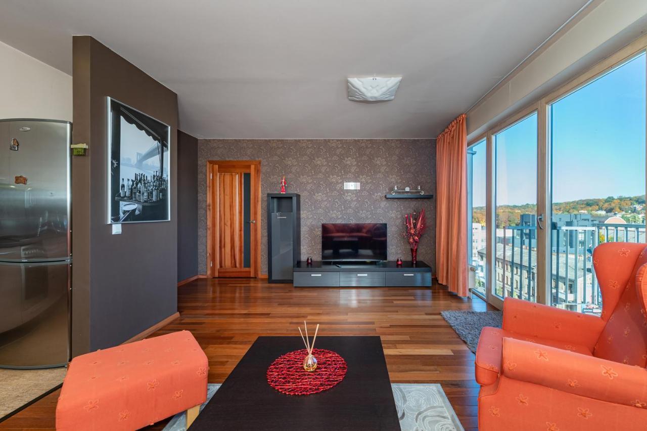 Panoramic City Centre Apartment By Polo Apartments Κάουνας Εξωτερικό φωτογραφία