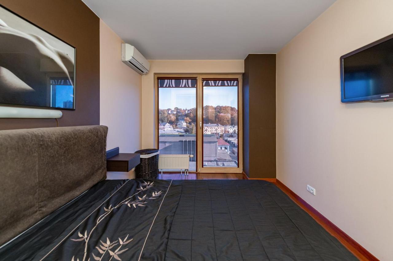 Panoramic City Centre Apartment By Polo Apartments Κάουνας Εξωτερικό φωτογραφία